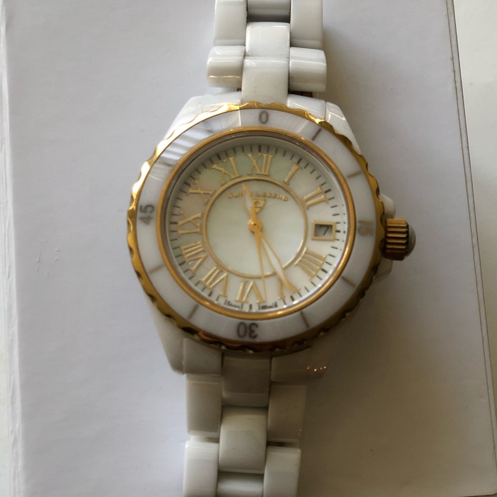 Beautiful white and gold Swiss legend watch